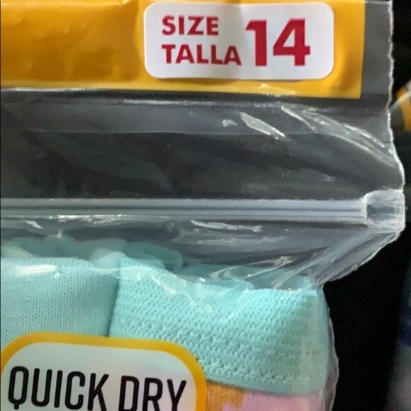 Fruit of the Loom Girls Assorted Cotton Brief Underwear, 10 Pack - Picture 5 of 6